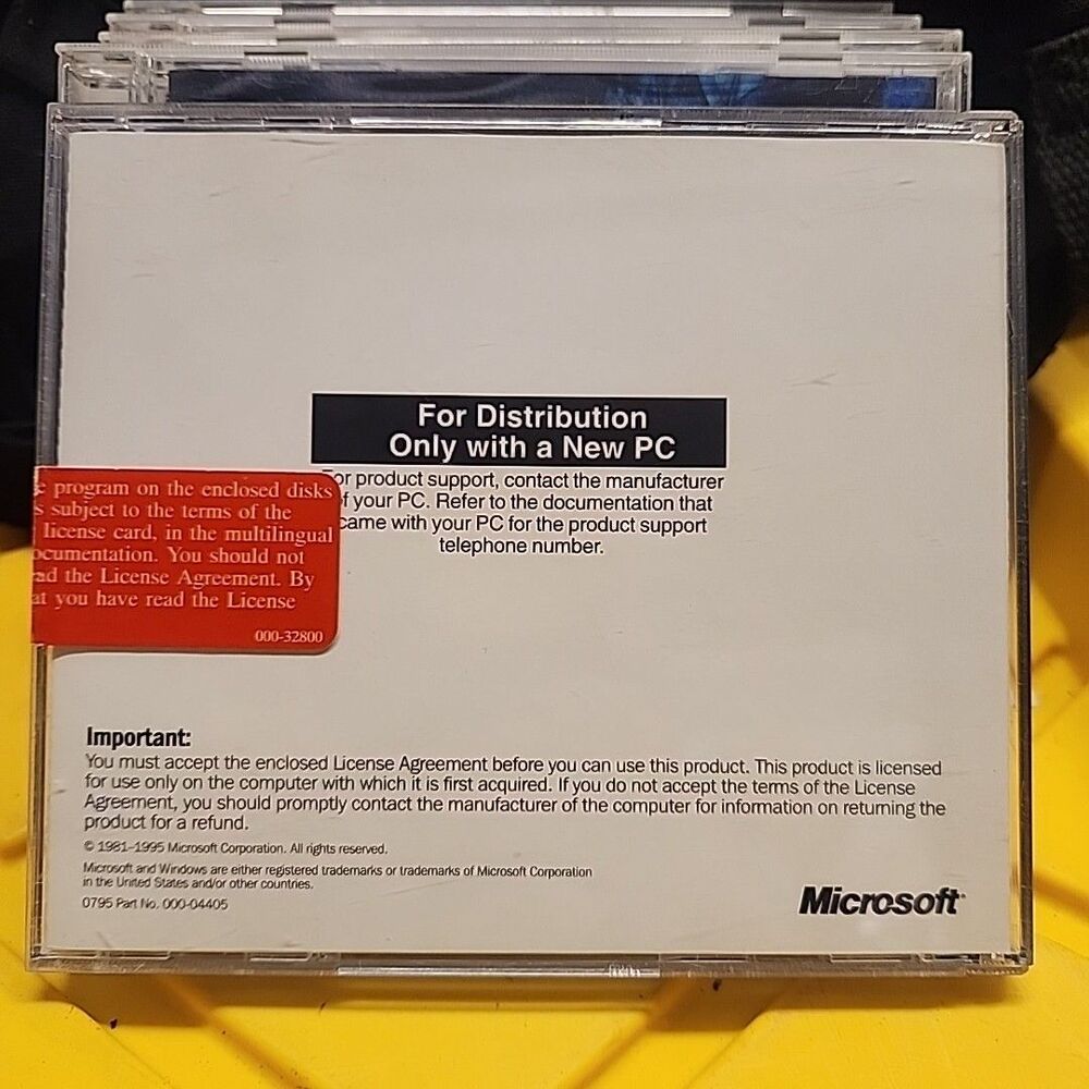 Windows 98 Starts Here CD Disc - Picture 2 of 2